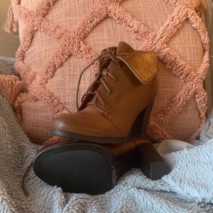 Brown lace up bootie